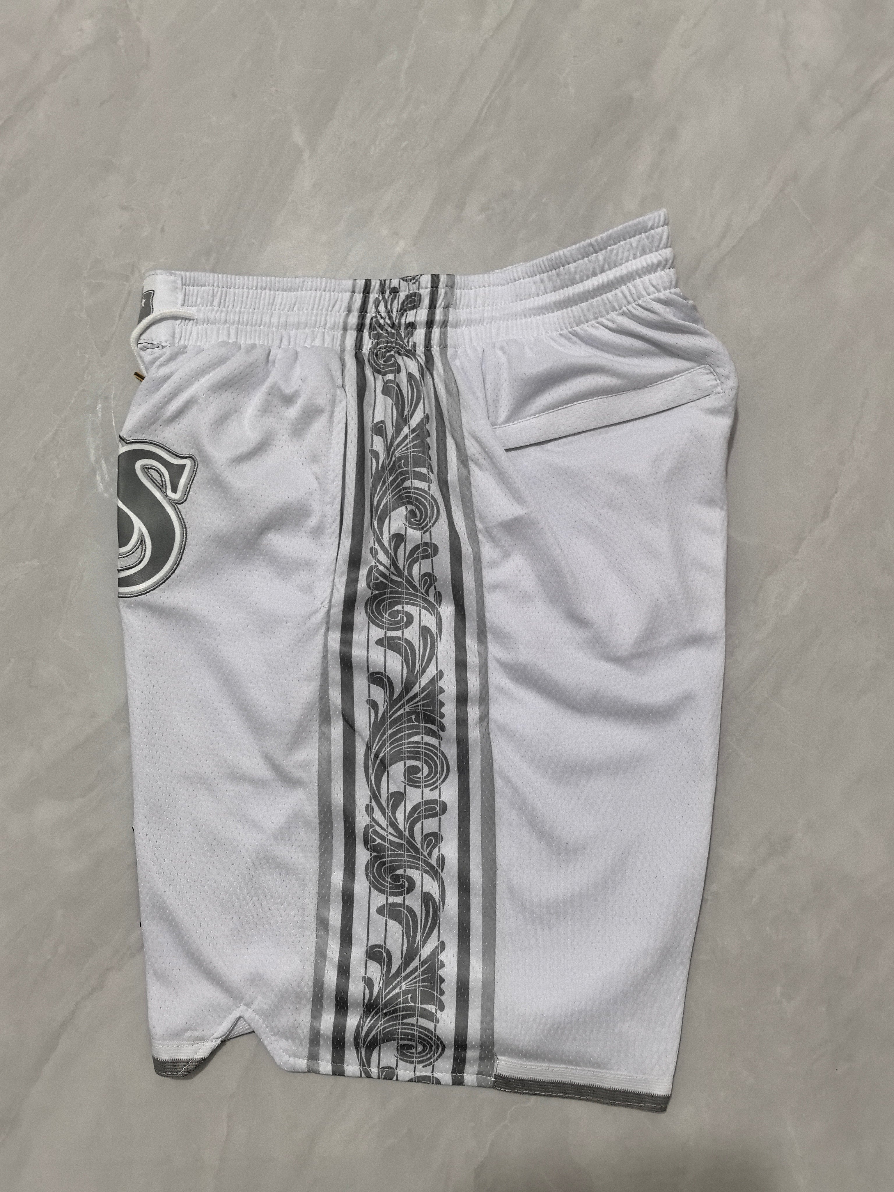 JUST DON Dallas Mavericks Pocket Shorts