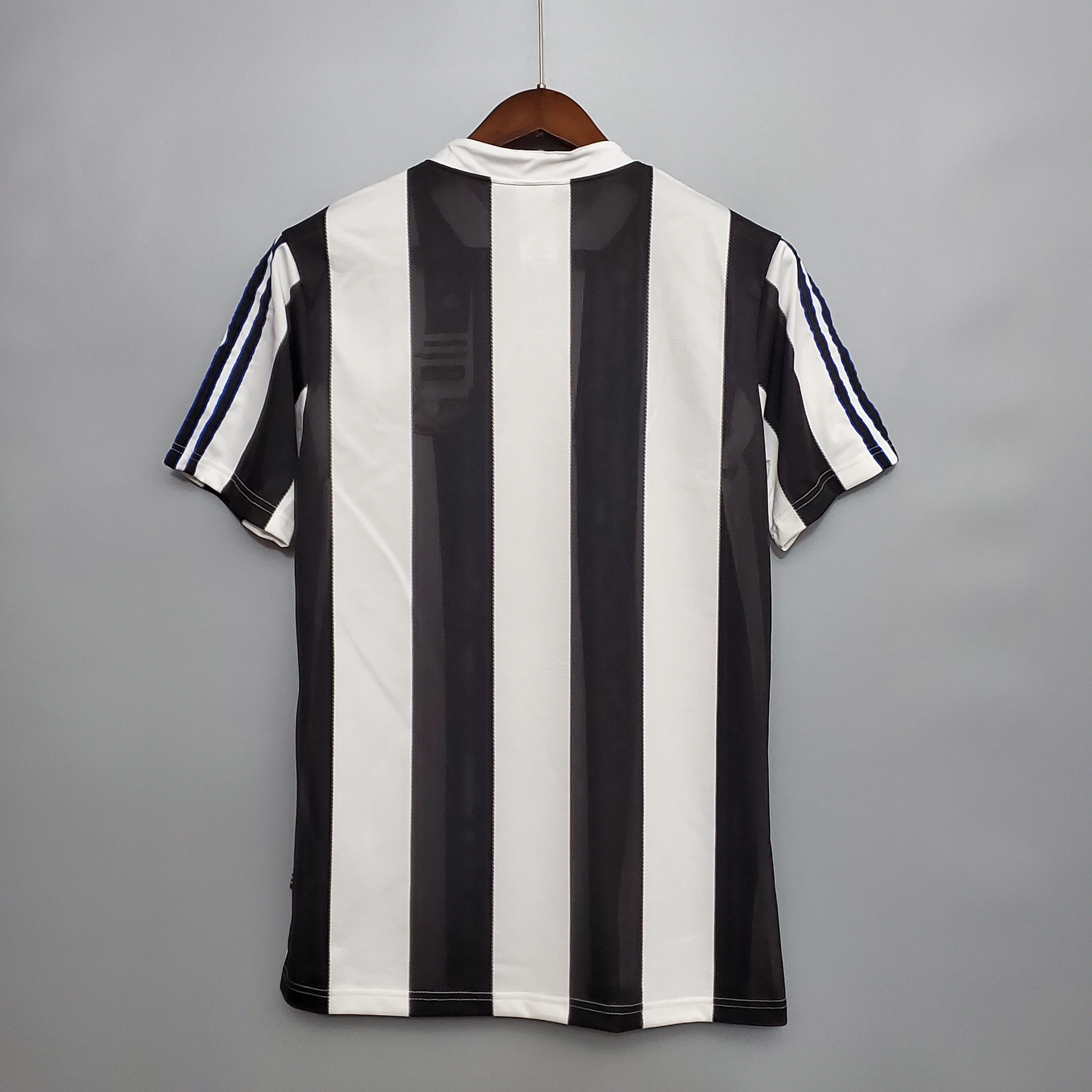 Newcastle United 1995 - 1997 Home Jersey