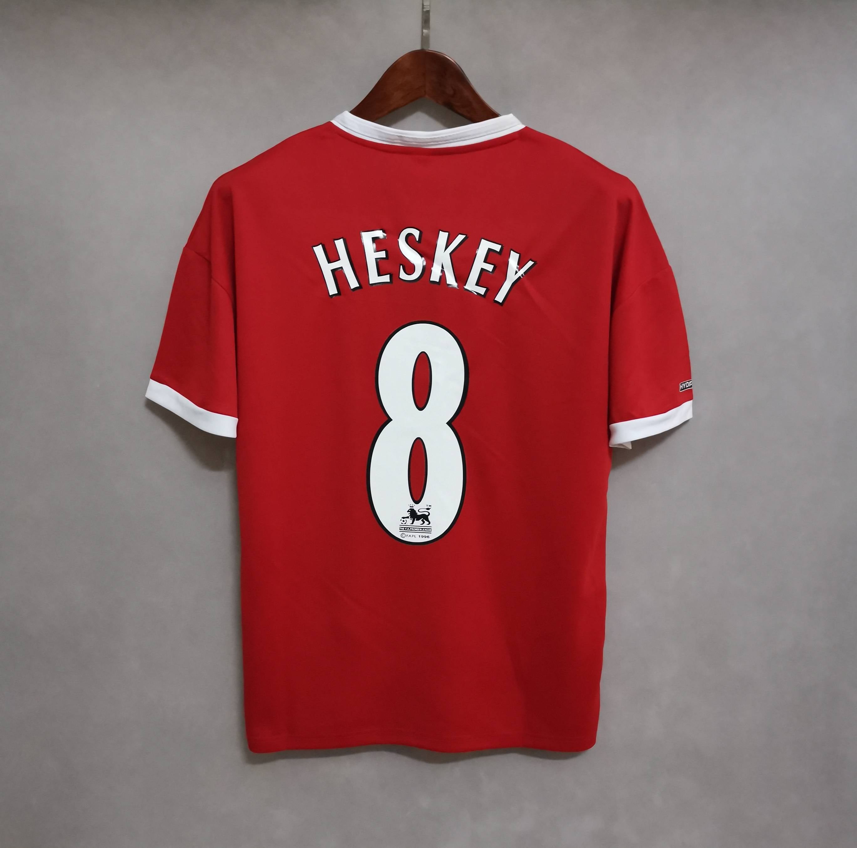Liverpool 00/01 Home Jersey